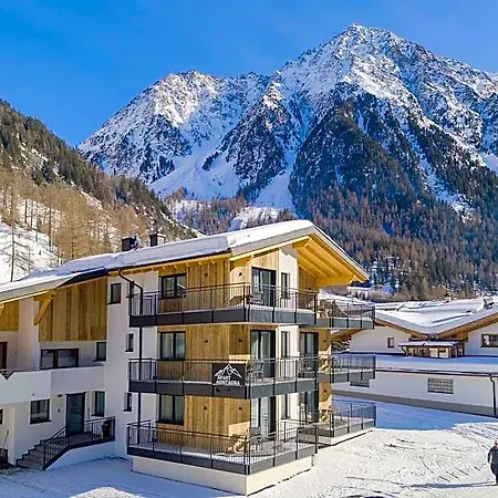 Отель Montagna 3*